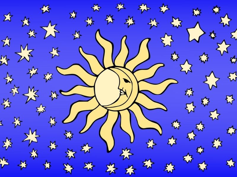 月と太陽と星空